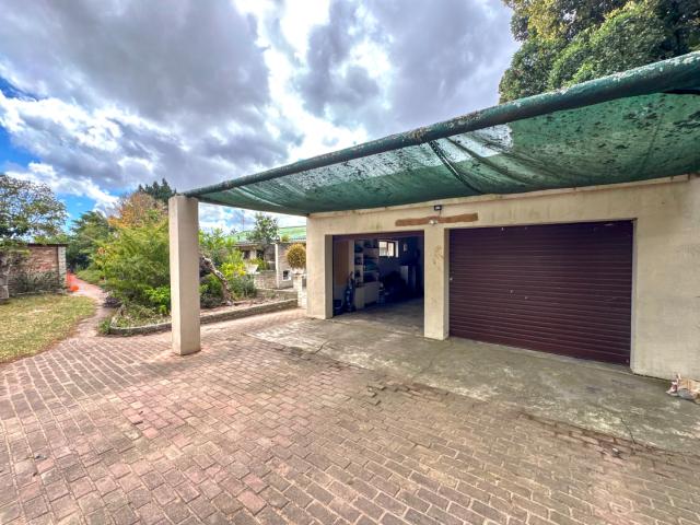 4 Bedroom House For Sale in Little Chelsea AH