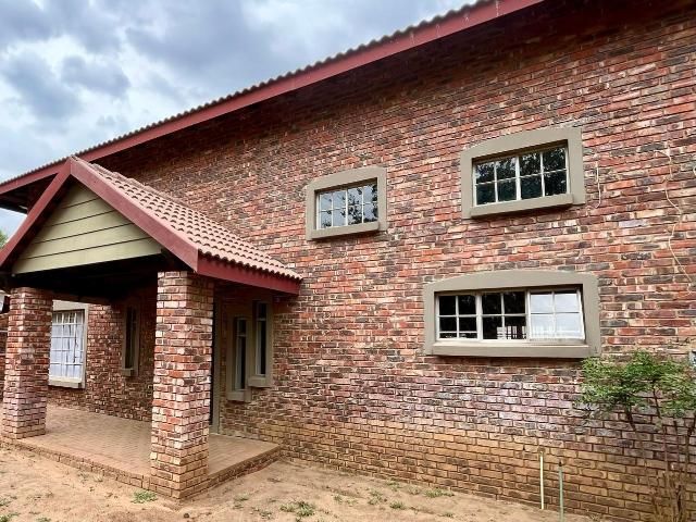 4 Bedroom House For Sale in Lichtenburg