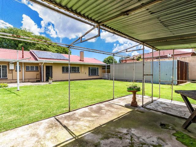 4 Bedroom House For Sale in Lilianton
