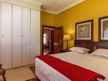 4 Bedroom House For Sale in Linden