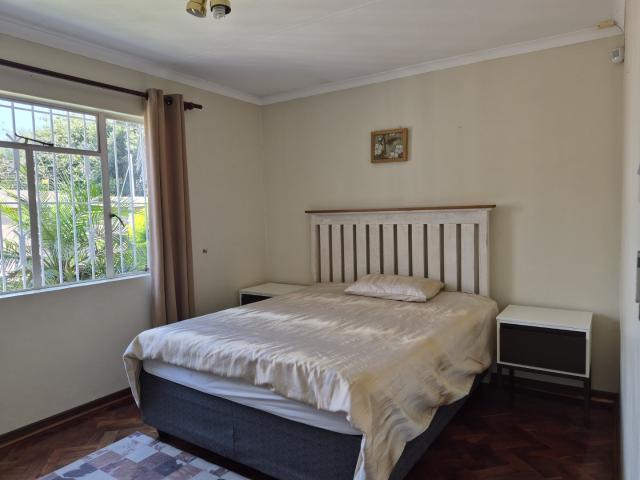 4 Bedroom House For Sale in Linmeyer