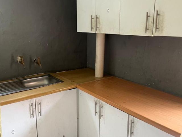 4 Bedroom House For Sale in Linmeyer