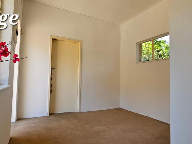 4 Bedroom House For Sale in Linmeyer
