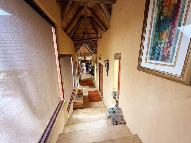 4 Bedroom House For Sale in Lissataba Private Nature Reserve