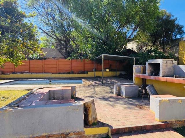 4 Bedroom House For Sale in Mondeor
