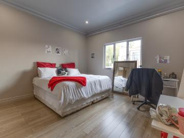 4 Bedroom House For Sale in Mooikloof