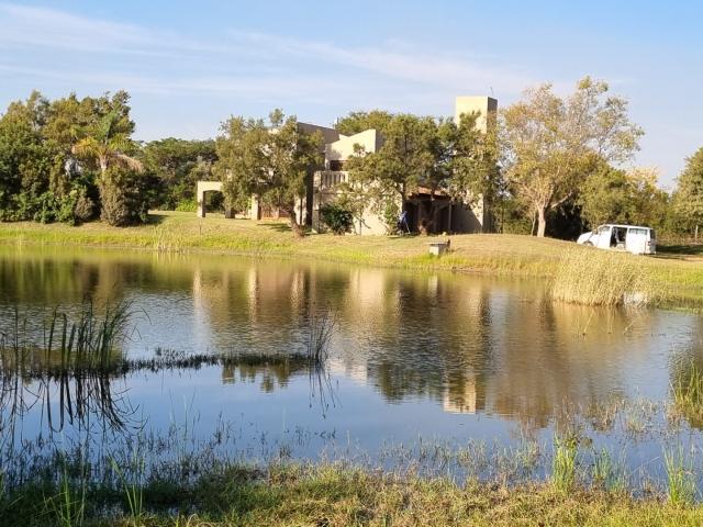 4 Bedroom House For Sale in Mooiplaats AH