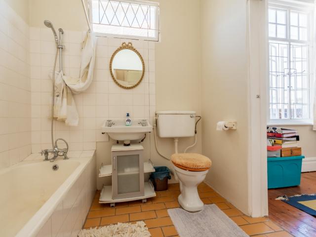 4 Bedroom House For Sale in Morningside