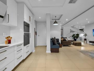 4 Bedroom House For Sale in Morningside