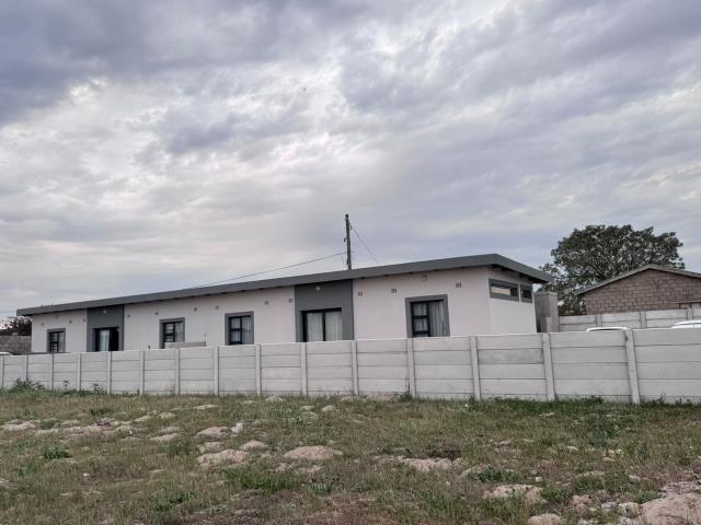 4 Bedroom House For Sale in Mamre