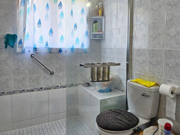 4 Bedroom House For Sale in Manaba Beach