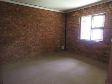 4 Bedroom House For Sale in Marais Steyn Park