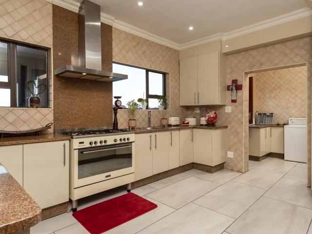 4 Bedroom House For Sale in Meyersdal