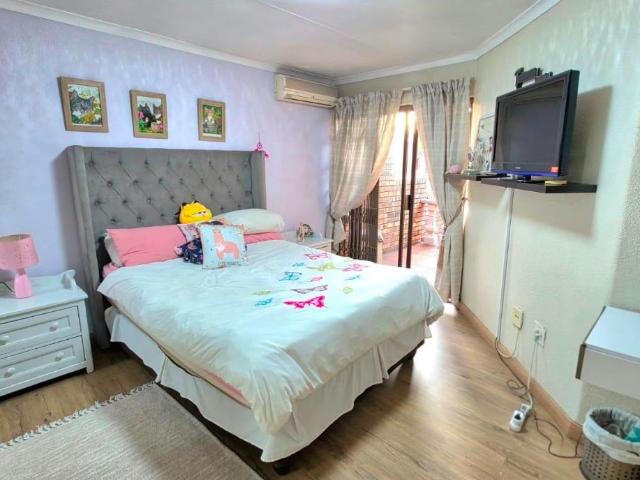 4 Bedroom House For Sale in Meyersdal