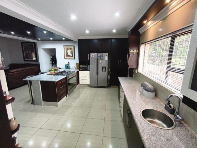 4 Bedroom House For Sale in Meyersdal