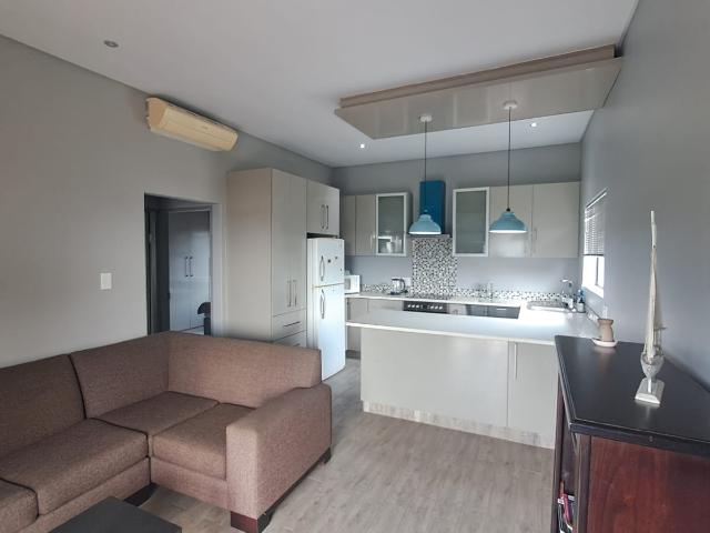 4 Bedroom House For Sale in Meer En See