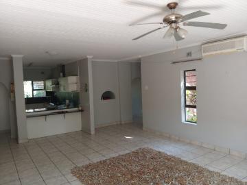 4 Bedroom House For Sale in Meer En See