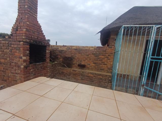 4 Bedroom House For Sale in Meiringspark