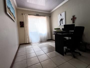 4 Bedroom House For Sale in Meredale
