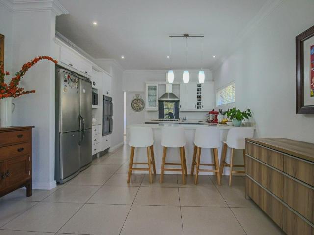 4 Bedroom House For Sale in Midstream Estate