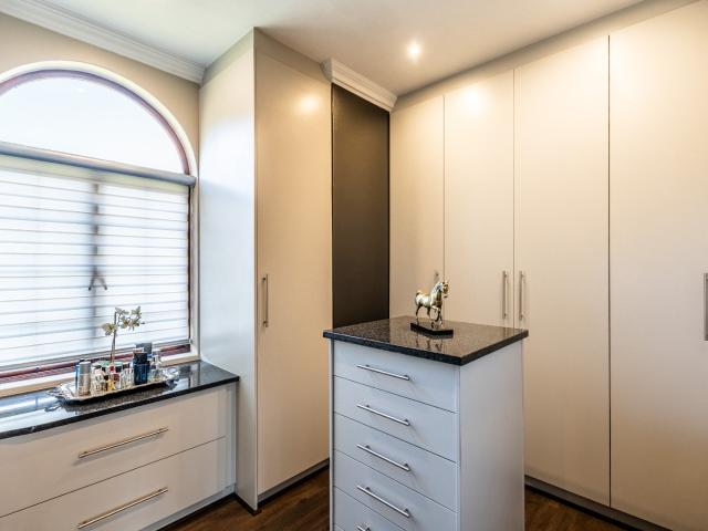 4 Bedroom House For Sale in Midstream Estate