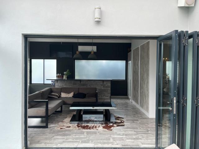 4 Bedroom House For Sale in Midstream Estate