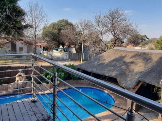 4 Bedroom House For Sale in Mimosa Park