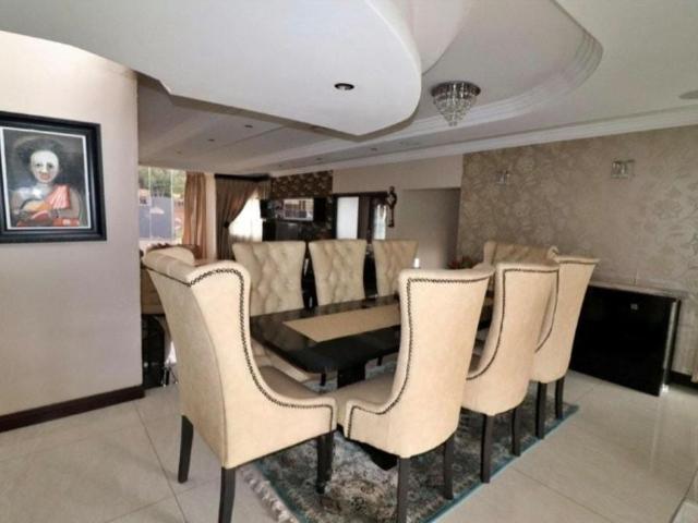 4 Bedroom House For Sale in Mimosa Park