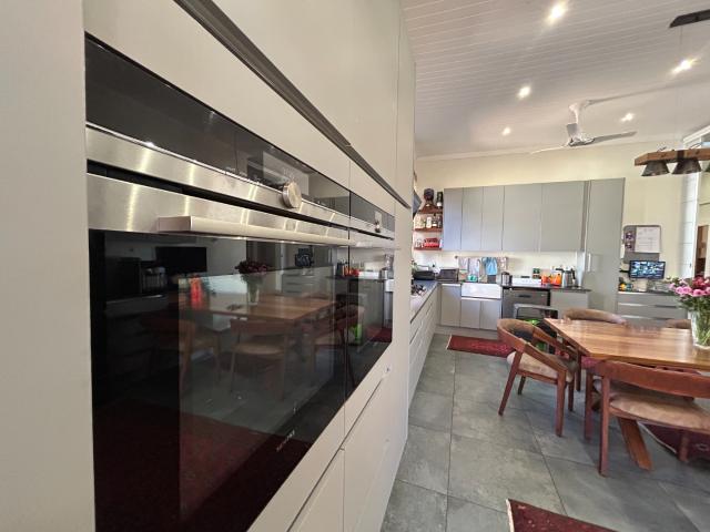 4 Bedroom House For Sale in Muckleneuk