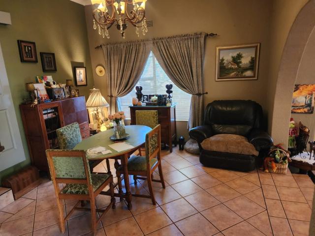 4 Bedroom House For Sale in Mulbarton