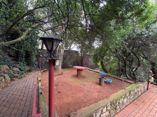 4 Bedroom House For Sale in Mulbarton