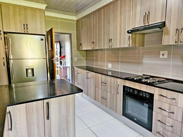 4 Bedroom House For Sale in Norkem Park