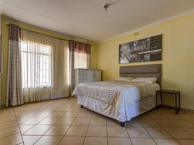 4 Bedroom House For Sale in Norkem Park