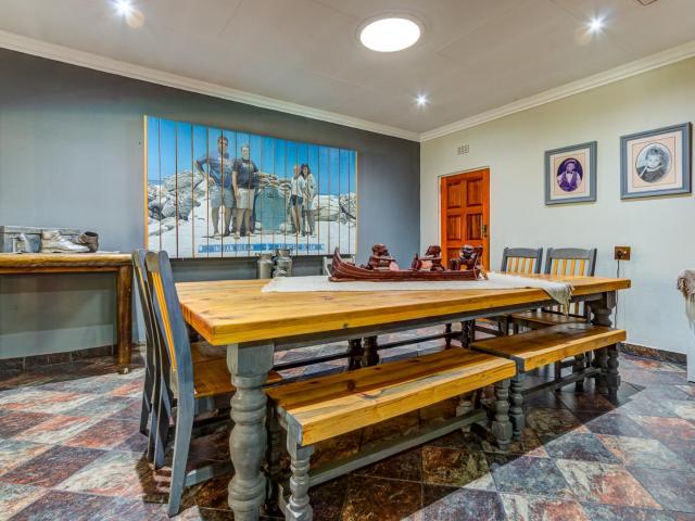 4 Bedroom House For Sale in Norkem Park