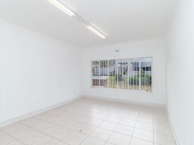 4 Bedroom House For Sale in Northcliff