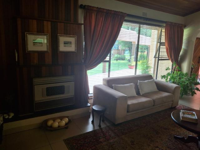 4 Bedroom House For Sale in New Redruth