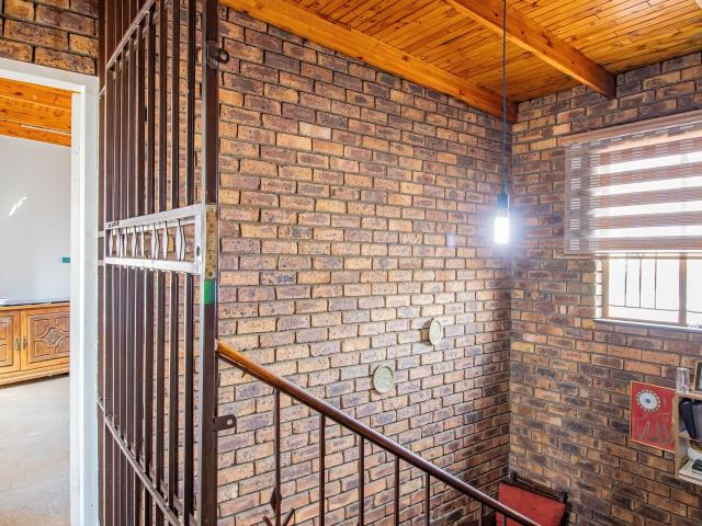 4 Bedroom House For Sale in Newlands