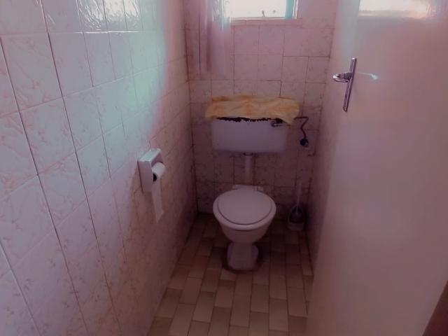 4 Bedroom House For Sale in Nigel Central
