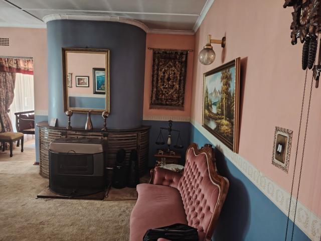 4 Bedroom House For Sale in Nimrod Park
