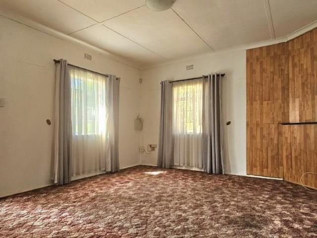 4 Bedroom House For Sale in South Hills