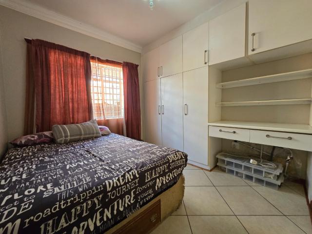4 Bedroom House For Sale in South Hills