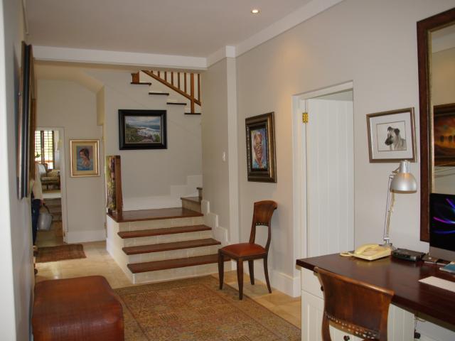 4 Bedroom House For Sale in Southbroom