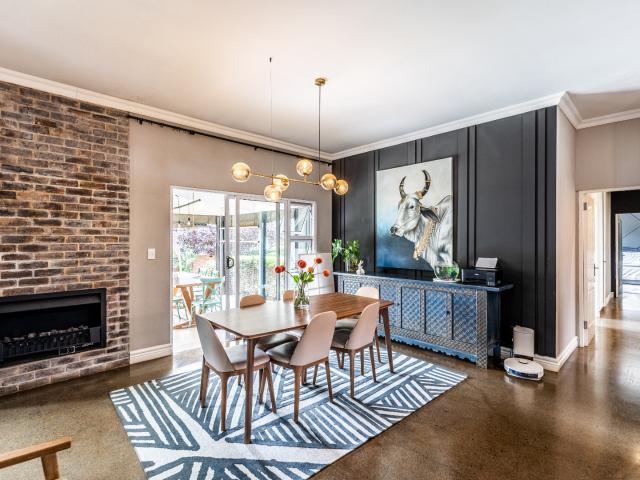 4 Bedroom House For Sale in Southdowns Estate