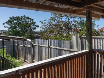 4 Bedroom House For Sale in Southernwood