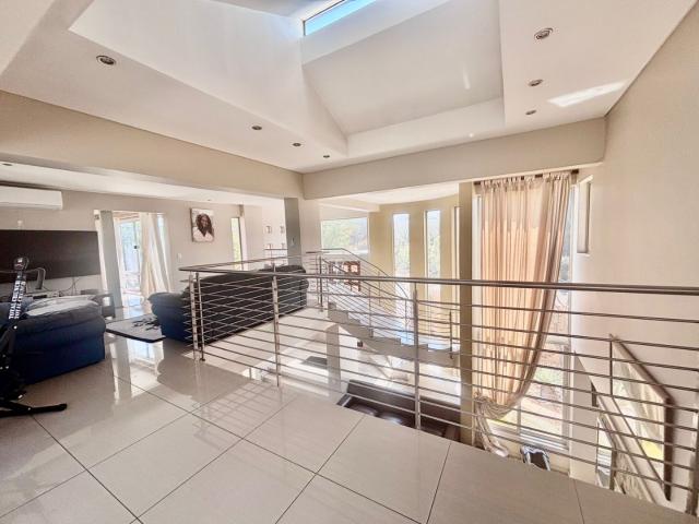 4 Bedroom House For Sale in Saddlebrook Estate