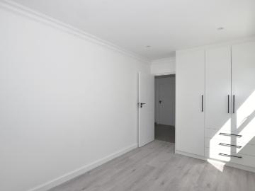 4 Bedroom House For Sale in Sandown