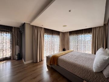 4 Bedroom House For Sale in Sandown