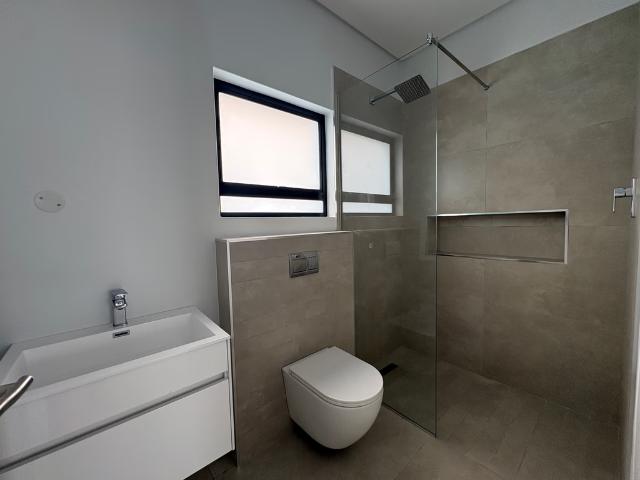 4 Bedroom House For Sale in Sandown