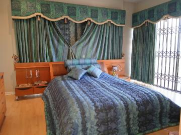 4 Bedroom House For Sale in Scottburgh South