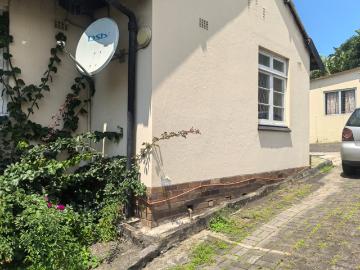 4 Bedroom House For Sale in Sea View